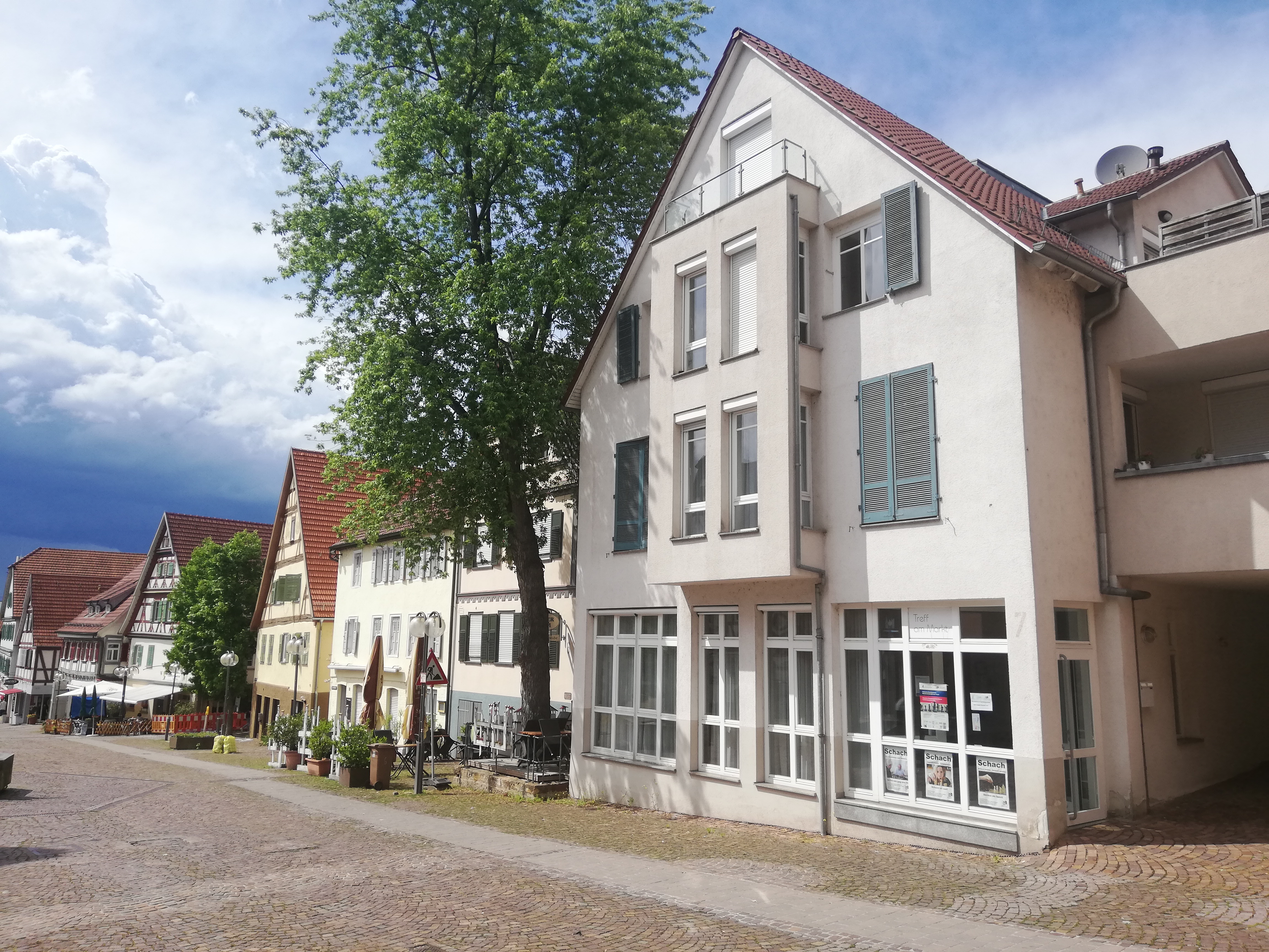 trauercafe am markt plochjpg